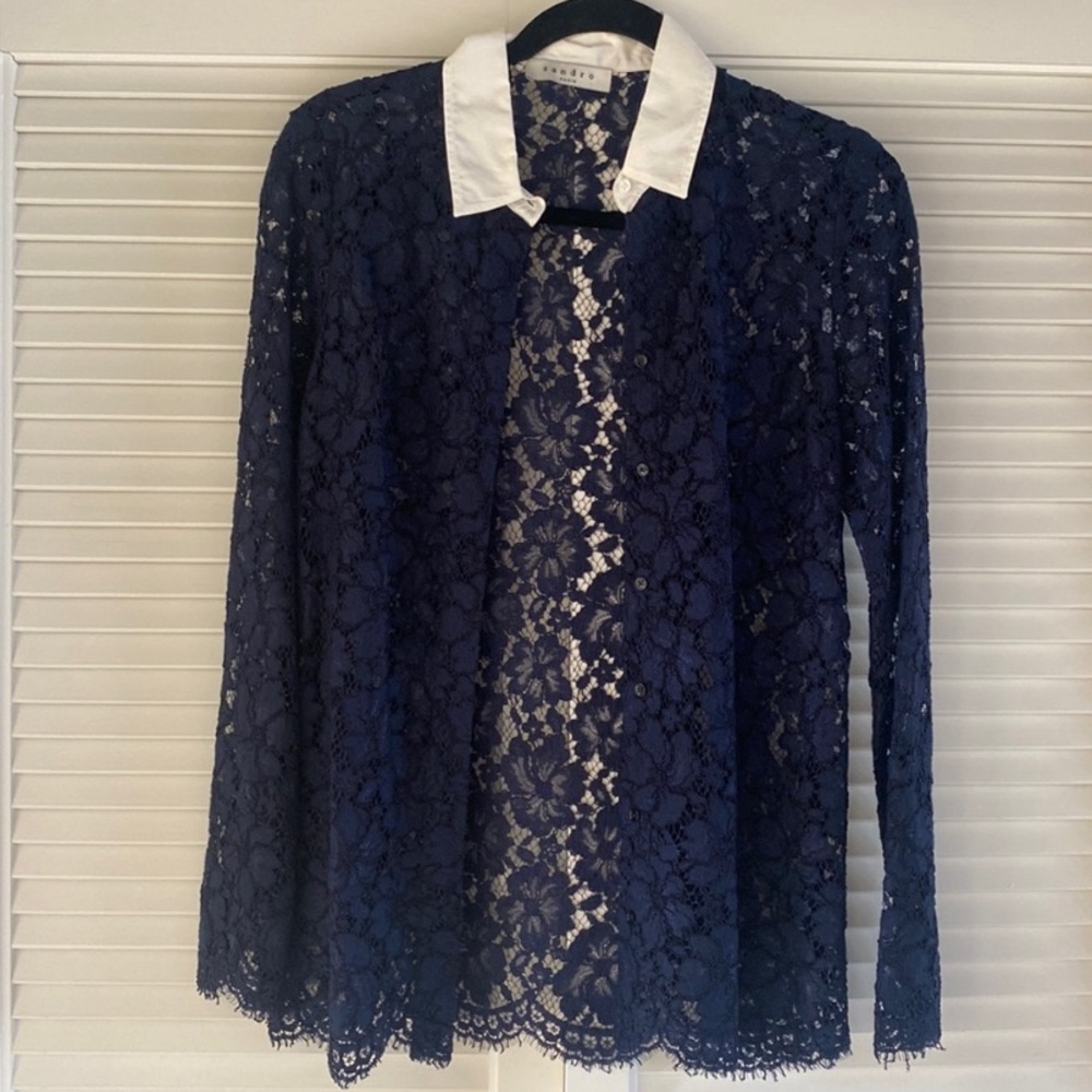 SANDRO Paris navy blue lace shirt with white collar